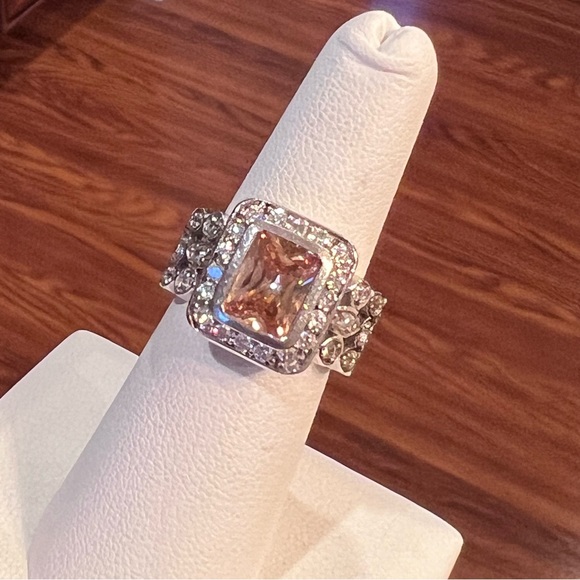 ⭐️ Morganite CZ KL 925 Sterling Silver Ring Size 5 - Picture 1 of 7